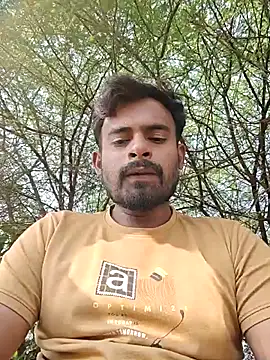 Snapshot of rayhan085 chatting on November 11, 2025, 8:42 am rayhan085 online show from November 11, 2025, 8:42 am