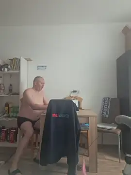 ShyBoy1982 online show from June 1, 2026, 10:04 am