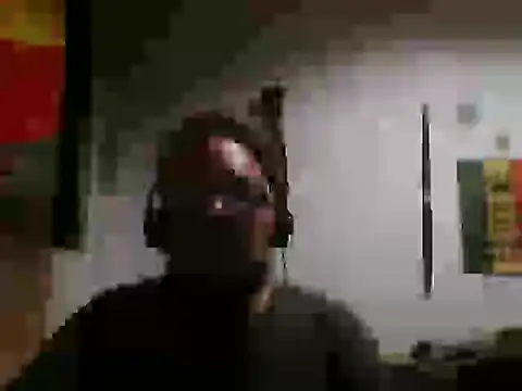 Snapshot of LECHEBALLS chatting on April 9, 2026, 2:02 am LECHEBALLS online show from April 9, 2026, 2:02 am