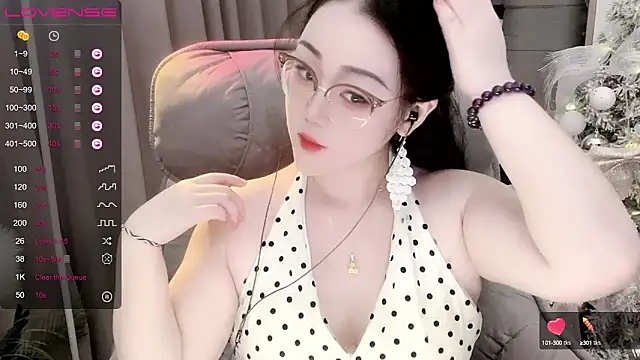 Monica-888 online show from October 3, 2025, 5:58 pm