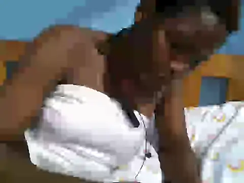 Snapshot of cocolicky chatting on June 30, 2026, 6:35 am cocolicky online show from June 30, 2026, 6:35 am