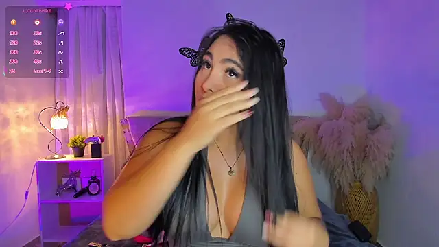 Snapshot of Sarahballiston_ chatting on October 22, 2025, 1:16 am Sarahballiston online show from October 22, 2025, 1:16 am