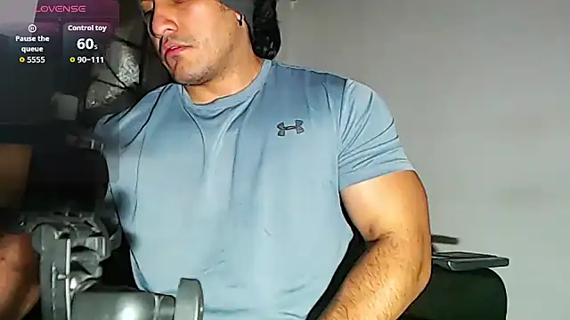 Snapshot of willian_m777 chatting on November 19, 2025, 4:56 am willian m777 online show from November 19, 2025, 4:56 am