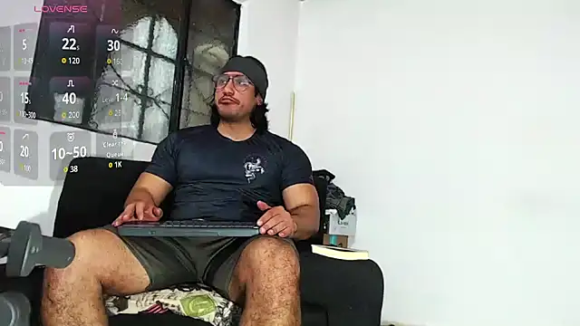 Snapshot of willian_m777 chatting on October 17, 2025, 4:05 am willian m777 online show from October 17, 2025, 4:05 am