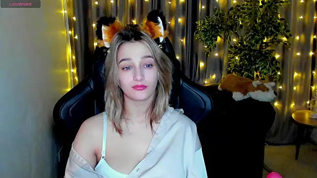 Sinty Noria online show from February 13, 2025, 4:11 am