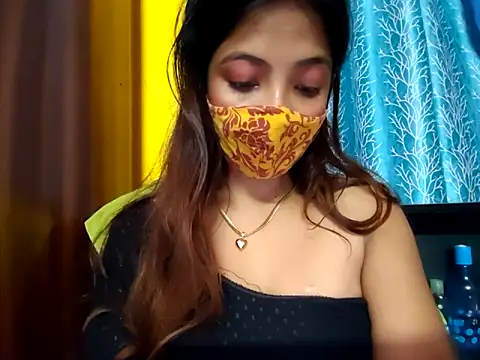 cutesoma2 online show from December 3, 2025, 6:18 pm