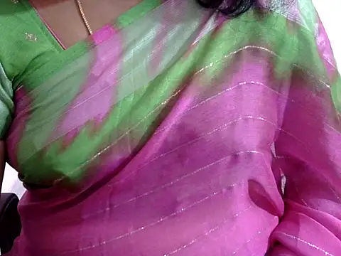 Snapshot of Vennela-1-Telugu chatting on October 30, 2025, 7:17 am Vennela-1-Telugu online show from October 30, 2025, 7:17 am