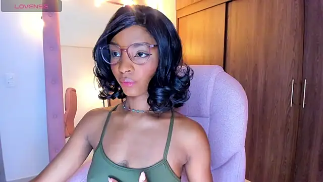 Snapshot of alikahouston4 chatting on May 20, 2026, 8:00 am alikahouston4 online show from May 20, 2026, 8:00 am