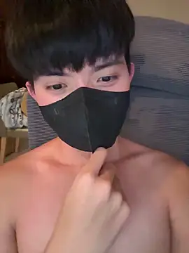 Snapshot of Ner0924_N chatting on December 16, 2025, 2:43 pm Ner0924 N online show from December 16, 2025, 2:43 pm