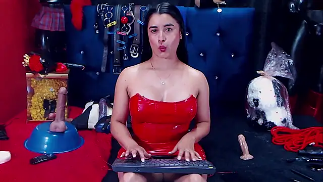 Snapshot of Hannamariana chatting on June 3, 2026, 2:33 pm Hannamariana online show from June 3, 2026, 2:33 pm