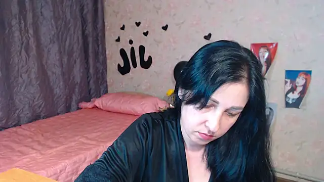 Snapshot of JillStevens chatting on November 14, 2025, 6:33 pm JillStevens online show from November 14, 2025, 6:33 pm