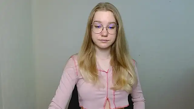 cindi hot online show from March 28, 2026, 7:53 am