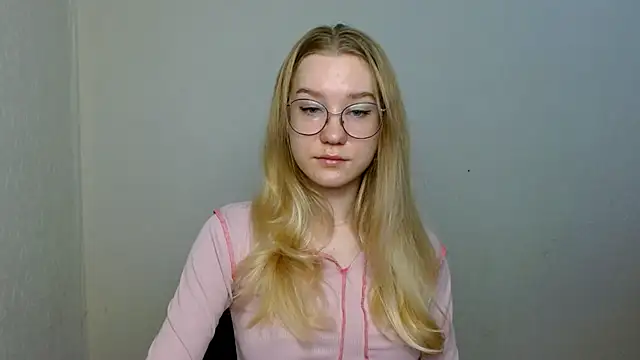 cindi hot online show from November 23, 2025, 10:58 am