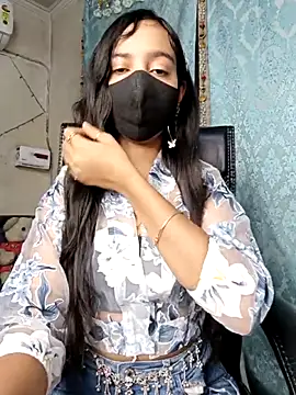 Parinaaz18 online show from December 2, 2025, 1:50 am