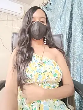 Snapshot of Parinaaz18 chatting on July 11, 2026, 1:17 am Parinaaz18 online show from July 11, 2026, 1:17 am