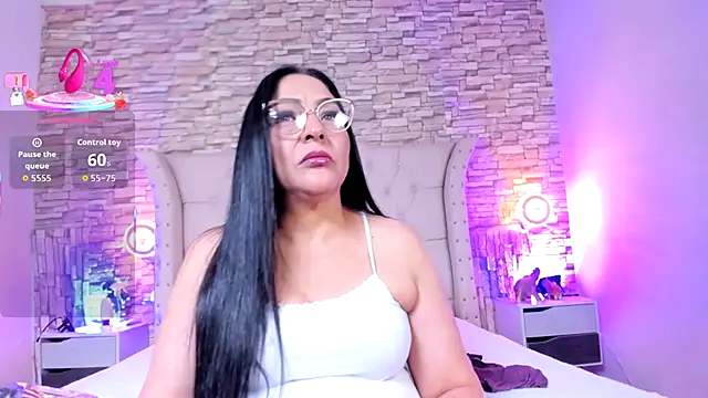 Snapshot of Gina_Myers chatting on November 29, 2025, 3:34 pm Gina Myers online show from November 29, 2025, 3:34 pm