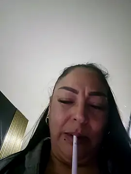 Snapshot of Gina_Myers chatting on November 14, 2025, 1:09 am Gina Myers online show from November 14, 2025, 1:09 am