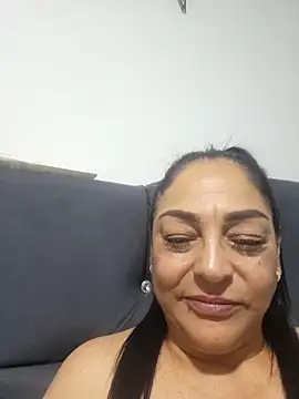 Snapshot of Gina_Myers chatting on November 13, 2025, 12:58 am Gina Myers online show from November 13, 2025, 12:58 am