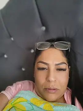 Snapshot of Gina_Myers chatting on July 26, 2026, 9:21 pm Gina Myers online show from July 26, 2026, 9:21 pm