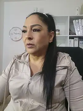 Snapshot of Gina_Myers chatting on August 1, 2026, 3:15 am Gina Myers online show from August 1, 2026, 3:15 am