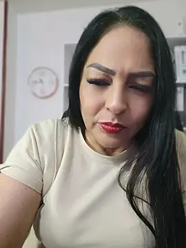 Snapshot of Gina_Myers chatting on July 17, 2026, 3:48 am Gina Myers online show from July 17, 2026, 3:48 am