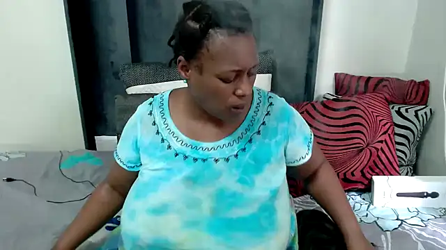 massiveme38 online show from February 18, 2026, 1:18 pm