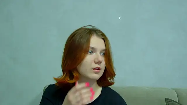 Snapshot of LessySmith chatting on March 7, 2026, 4:12 pm LessySmith online show from March 7, 2026, 4:12 pm