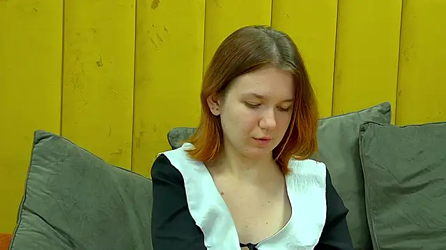 Snapshot of LessySmith chatting on November 8, 2025, 4:16 am LessySmith online show from November 8, 2025, 4:16 am