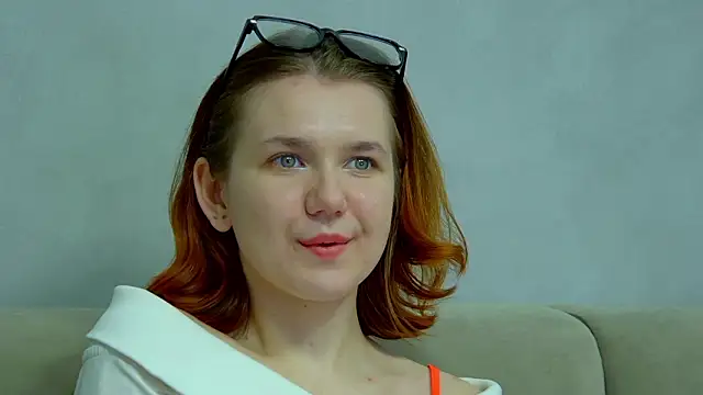 Snapshot of LessySmith chatting on March 15, 2026, 4:30 am LessySmith online show from March 15, 2026, 4:30 am