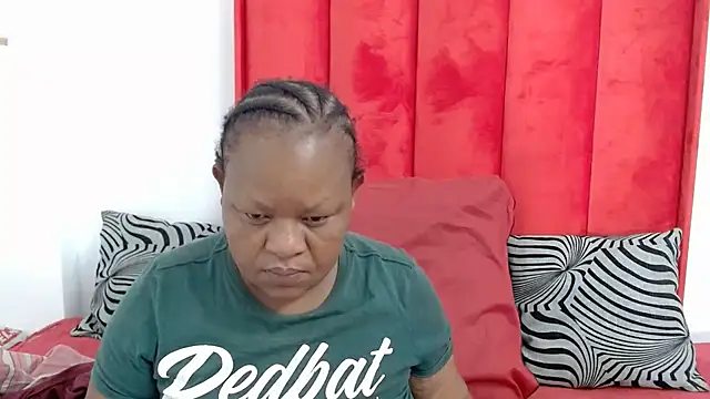 Snapshot of BBW42LL chatting on June 3, 2026, 5:41 am BBW42LL online show from June 3, 2026, 5:41 am
