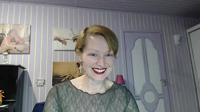Snapshot of Marquise555 chatting on April 12, 2026, 5:27 pm Marquise555 online show from April 12, 2026, 5:27 pm
