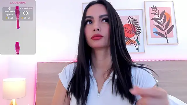 Snapshot of kareena_basu chatting on December 1, 2025, 6:31 pm kareena basu online show from December 1, 2025, 6:31 pm