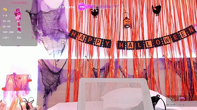 Snapshot of kareena_basu chatting on October 21, 2025, 6:51 pm kareena basu online show from October 21, 2025, 6:51 pm