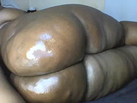 Snapshot of Gorgeous_ass20 chatting on October 26, 2025, 1:17 am Gorgeous ass20 online show from October 26, 2025, 1:17 am