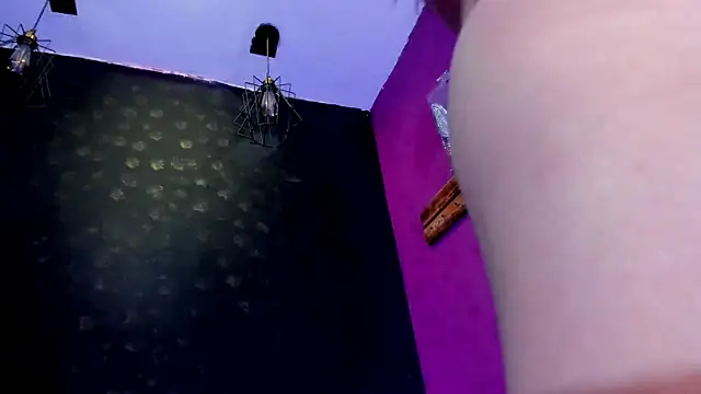 Alexa Slave online show from February 12, 2026, 7:24 pm