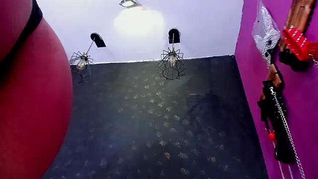 Alexa Slave online show from February 5, 2026, 7:32 pm