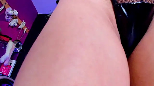 Alexa Slave online show from May 6, 2026, 7:18 pm