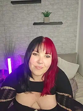 -BonnieBlack- online show from June 19, 2026, 9:20 pm