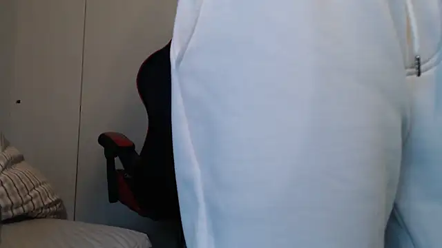 Snapshot of MASTERMONEY chatting on February 17, 2025, 3:22 pm MASTERMONEY online show from February 17, 2025, 3:22 pm