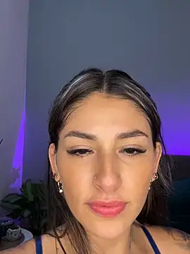  SoyNooa  online show from February 21, 2025, 1:11 pm