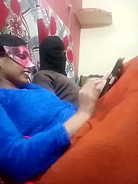Snapshot of Very-Hot-Couple chatting on January 19, 2025, 4:04 pm Very-Hot-Couple online show from January 19, 2025, 4:04 pm
