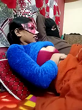 Snapshot of Very-Hot-Couple chatting on January 19, 2025, 10:17 pm Very-Hot-Couple online show from January 19, 2025, 10:17 pm