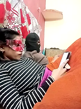 Snapshot of Very-Hot-Couple chatting on February 5, 2025, 3:09 pm Very-Hot-Couple online show from February 5, 2025, 3:09 pm