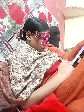 Snapshot of Very-Hot-Couple chatting on January 20, 2025, 4:12 pm Very-Hot-Couple online show from January 20, 2025, 4:12 pm
