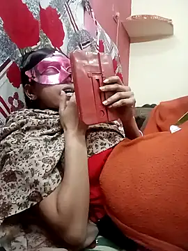 Snapshot of Very-Hot-Couple chatting on February 7, 2025, 12:42 am Very-Hot-Couple online show from February 7, 2025, 12:42 am