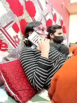 Snapshot of Very-Hot-Couple chatting on February 9, 2025, 10:20 am Very-Hot-Couple online show from February 9, 2025, 10:20 am