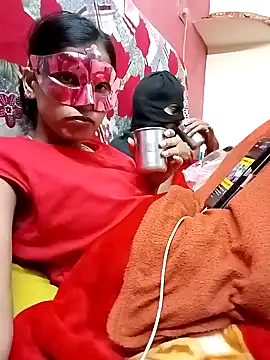 Snapshot of Very-Hot-Couple chatting on January 31, 2025, 1:22 am Very-Hot-Couple online show from January 31, 2025, 1:22 am