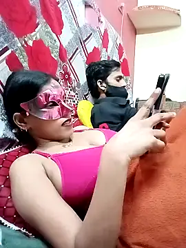 Snapshot of Very-Hot-Couple chatting on February 9, 2025, 1:25 pm Very-Hot-Couple online show from February 9, 2025, 1:25 pm