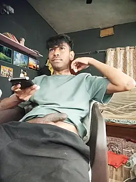 Snapshot of richardjames95 chatting on March 2, 2026, 7:43 pm richardjames95 online show from March 2, 2026, 7:43 pm