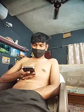 Snapshot of richardjames95 chatting on March 10, 2026, 9:41 pm richardjames95 online show from March 10, 2026, 9:41 pm